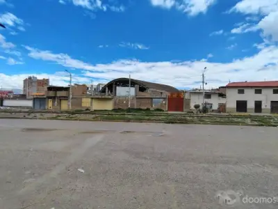 Se Vende Amplio Terreno 999 m2 Av. Ferrocarril – Chilca