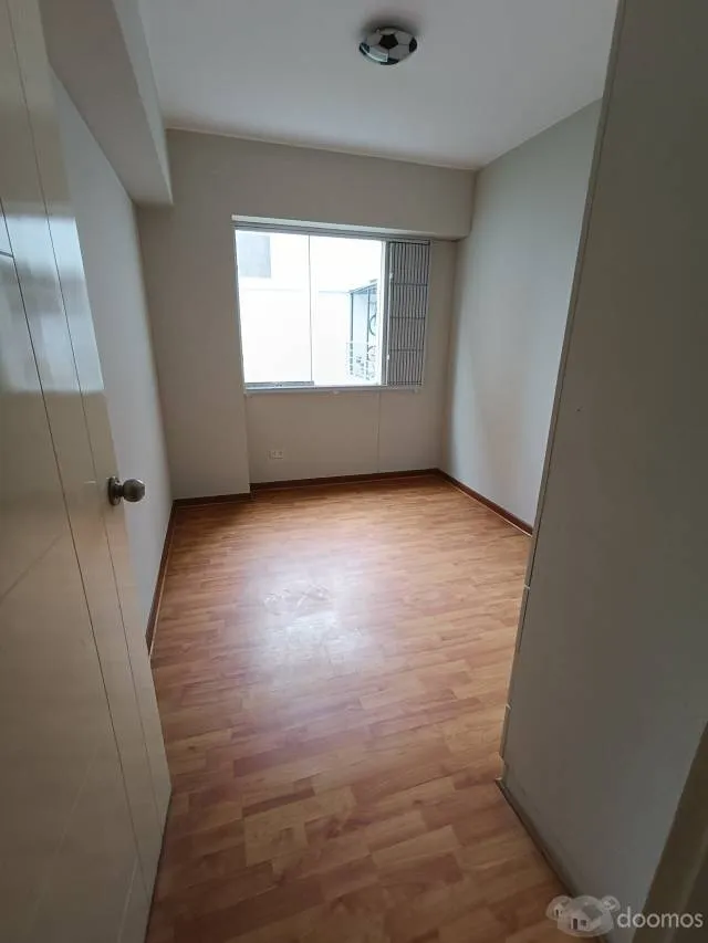 ALQULO CÉNTRICO DEPARTAMENTO DE 81M2 EN 2DO PISO, 3 DORMITORIOS EN SANTA BEATRIZ — foto 3