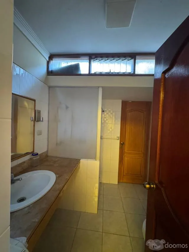 VENDO CASA COMO TERRENO – URB. LA MERCED III ETAPA - 3