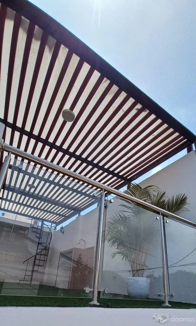 CASA 3 PISOS A PRECIO DE DPTO.+ DEPOSITO 4TO PISO Cedros de Villa - Chorrillos — foto 3
