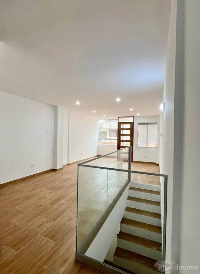 CASA 3 PISOS A PRECIO DE DPTO.+ DEPOSITO 4TO PISO Cedros de Villa - Chorrillos — foto 5