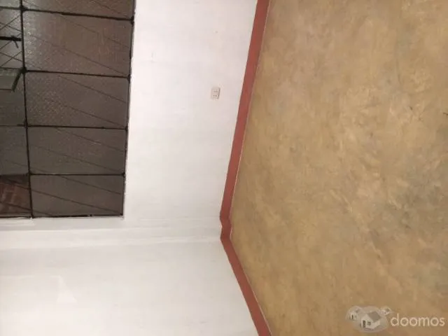 Alquilo habitación con baño propio - 1