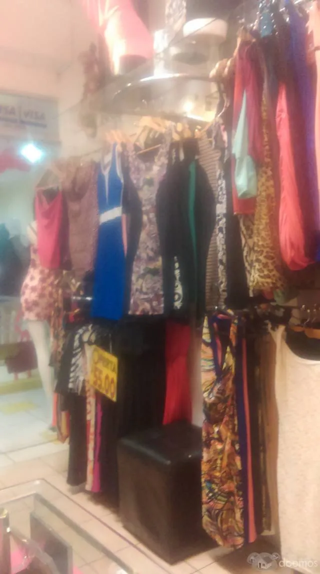 TRASPASO TDA ROPA DAMA - 1