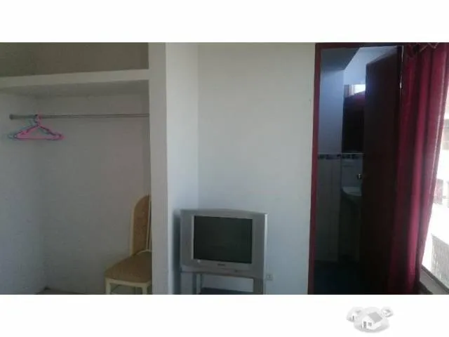 Alquilo habitaciones amobladas en el Centro de Chepén - La Libertad - 1
