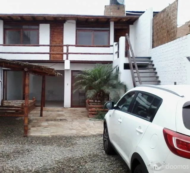 Vendo casa en Punta Hermosa, La Planicie a precio de terreno.
