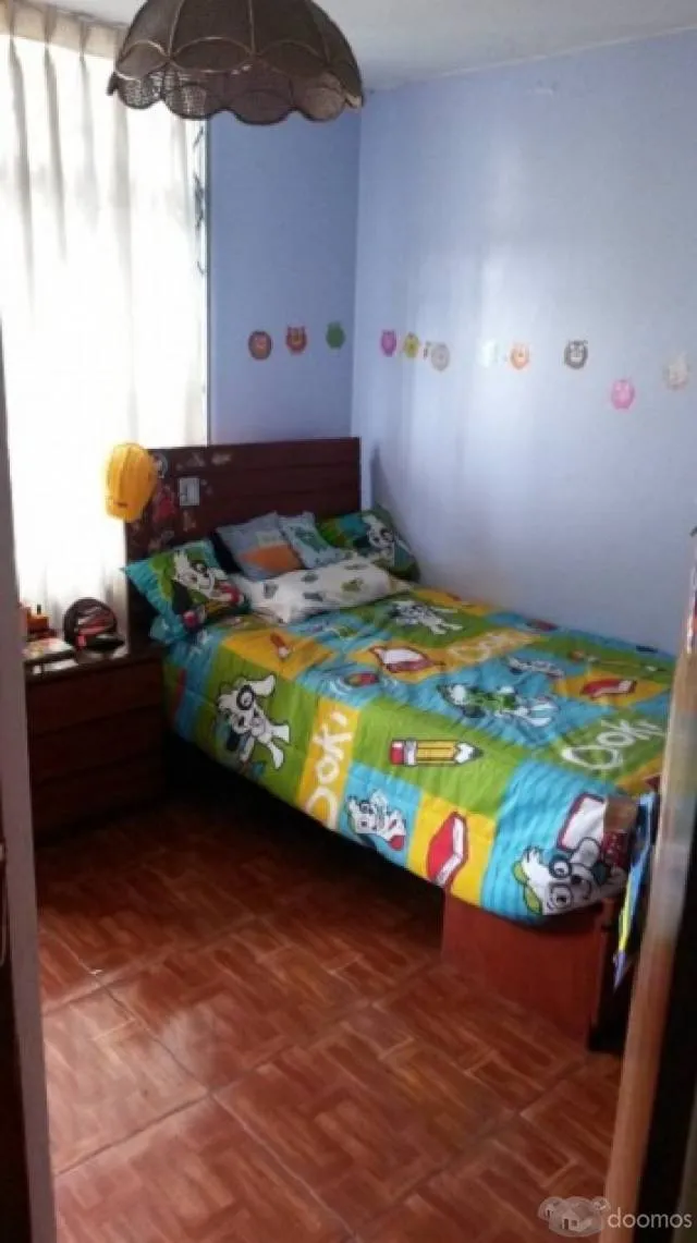 CASA AMPLIA EN EXCELENTE UBICACIÓN - IDEAL PARA COMERCIO - 3