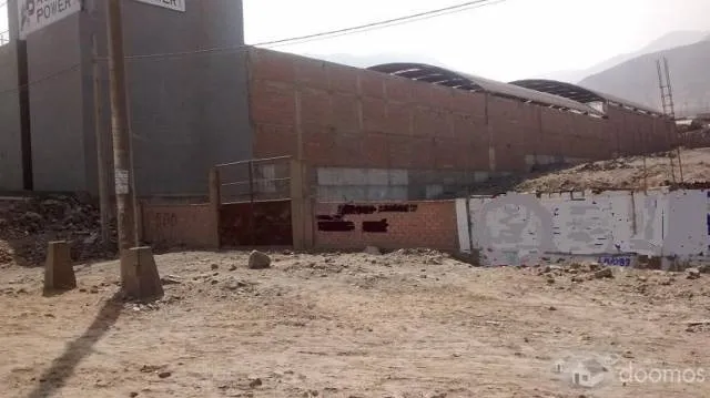 Oprortunidad !!! Terreno Industrial 2,500 m2 - 1