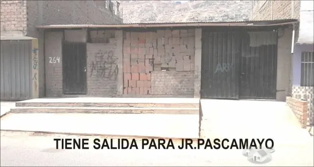 VENDO CASA CON AMPLIO PATIO PARA COLEGIOS V.M.T - 1