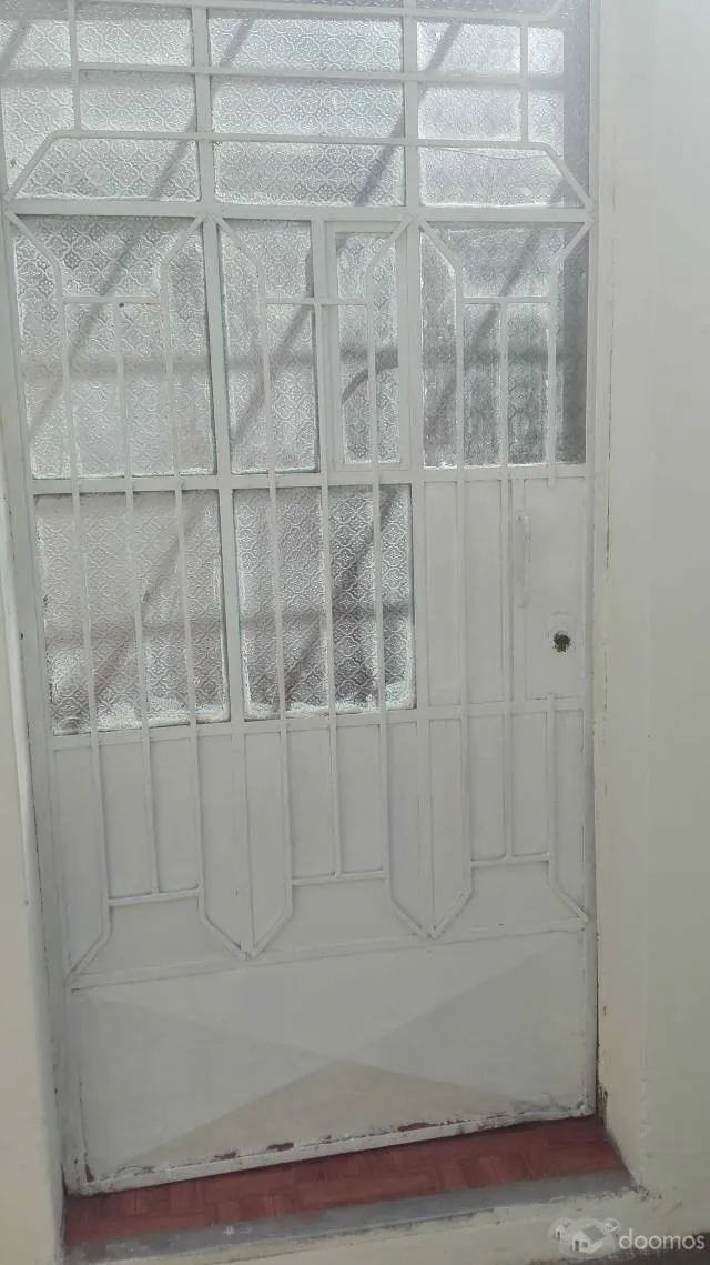 ALQUILER DE CASA PASAJE MÁNCORA 321 – BARRIO PARTICULAR - 1