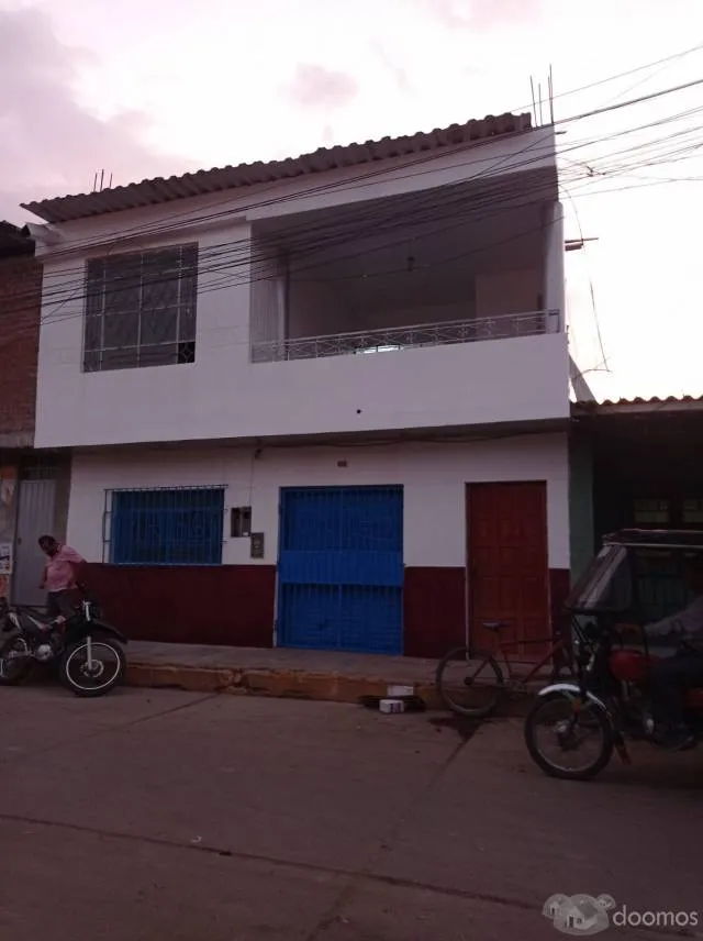 Venta de local comercial en el centro de Chulucanas, frente al Mercado Modelo. - 1