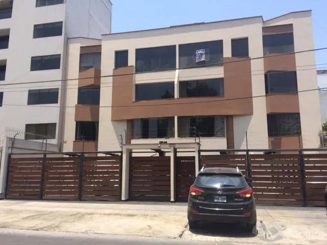 EXCELENTE OPORTUNIDAD DE INVERSION - VENTA DE DEPARTAMENTO EN SURCO FRENTE A EMBAJADA DE EEUU - 1
