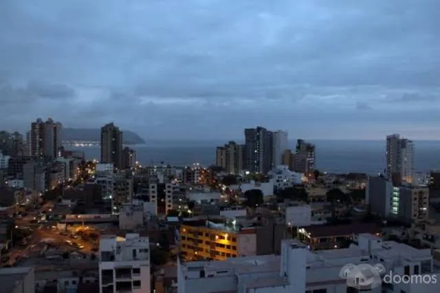 DEPARTAMENTO CON VISTA PANORAMICA EN MIRAFLORES - 1