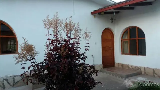 Alquilo bonita casa de campo - Urubamba - 1