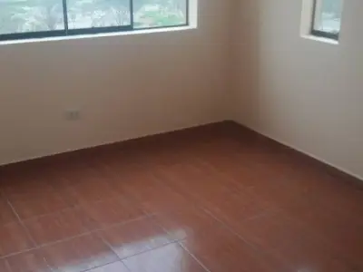 DEPARTAMENTO 4TO PISO . FRENTE A PARQUE