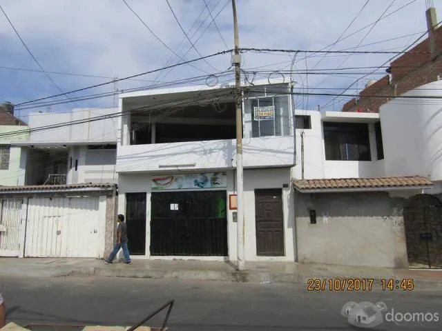 vendo local en segundo piso independiente de 60 mt2 incluido baño completo al cel 920672856 - 945840064 - 1