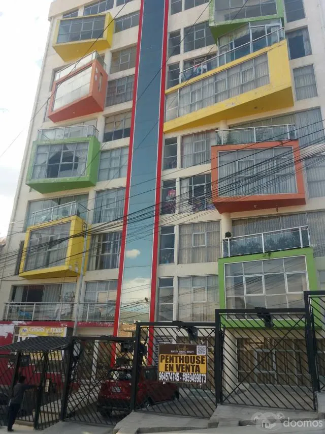 LUJOSO PENTHOUSE EDIFICIO VARO EN VENTA Jr. Los Rosales N° 251 El Tambo Huancayo - 1