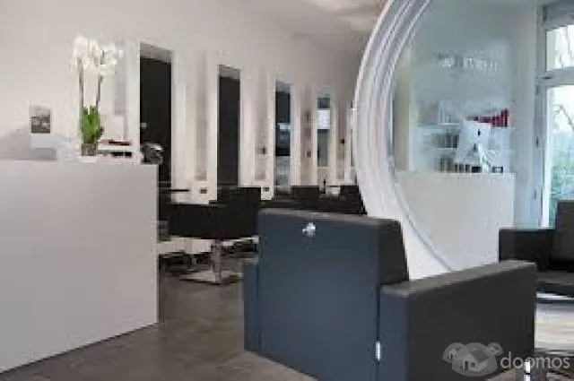 TRASPASO SALON DE BELLEZA - 1