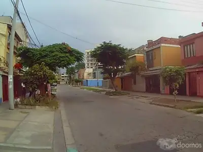 ALQUILO HABITACIÓN AMPLIA SOLO SEÑORITAS (1 O 2) - PUEBLO LIBRE