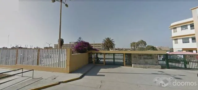 Vendo casa de 3 pisos a 2 cuadras del hospital Regional de Huacho - 1
