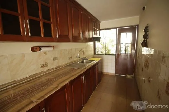 CASA EN VENTA EN LOS OLIVOS - 3