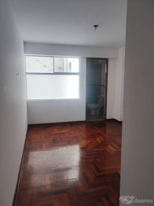 VENTA AMPLIO DEPARTAMENTO 4 DORMITORIOS-SAN BORJA CON ESTAC. DOBLE — foto 9