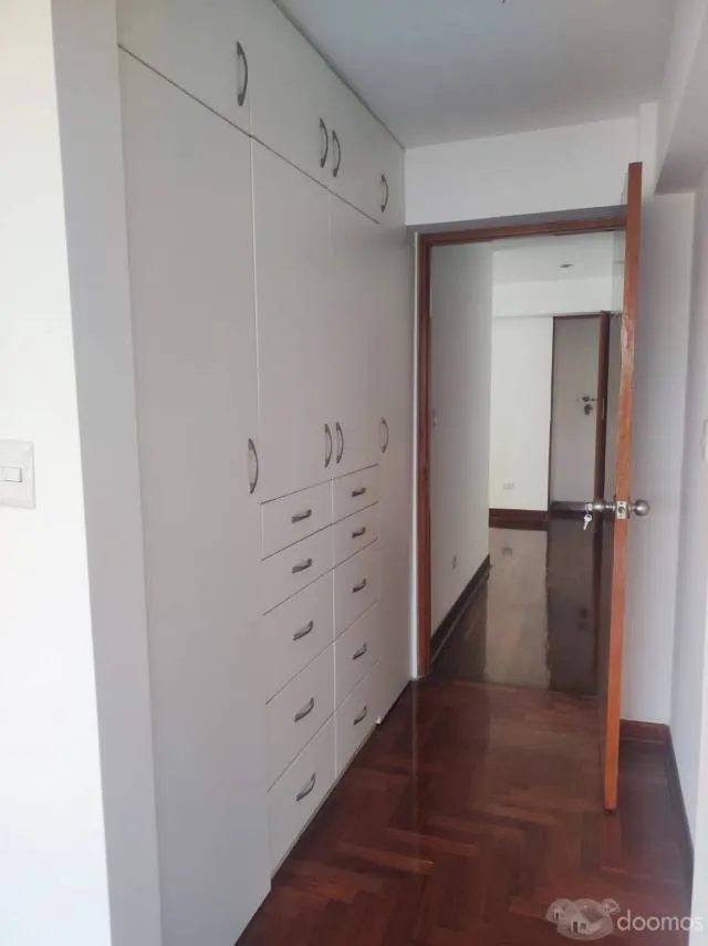 VENTA AMPLIO DEPARTAMENTO 4 DORMITORIOS-SAN BORJA CON ESTAC. DOBLE — foto 12