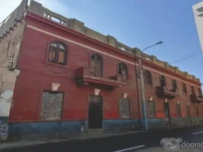 Se vende casa cerca de SUNAT en Jiron Ocoña