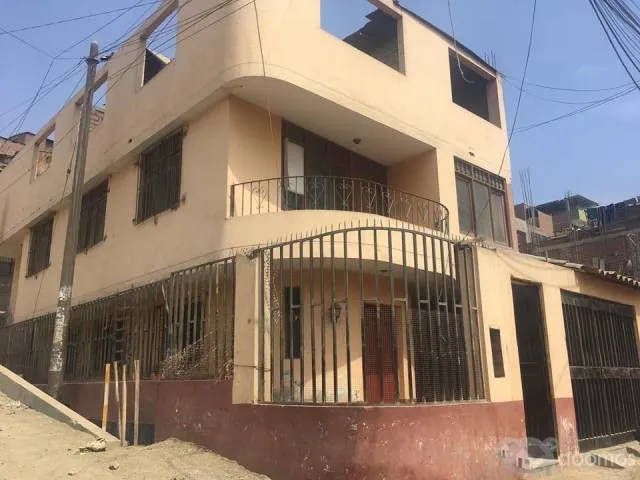VENTA DE CASA - S.J.L. - 1