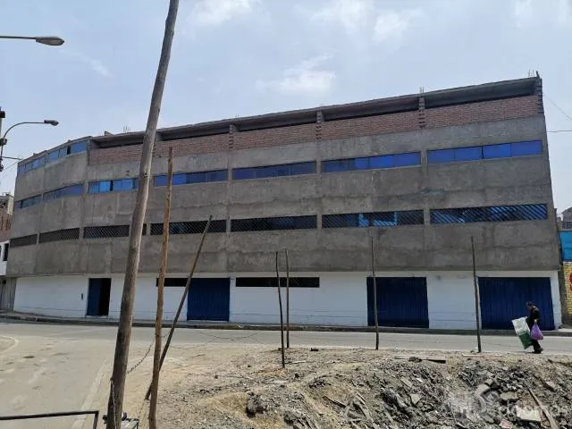 EXCELENTE LOCAL COMERCIAL ADMINISTRATIVO EN ALQUILER – SJL - 1