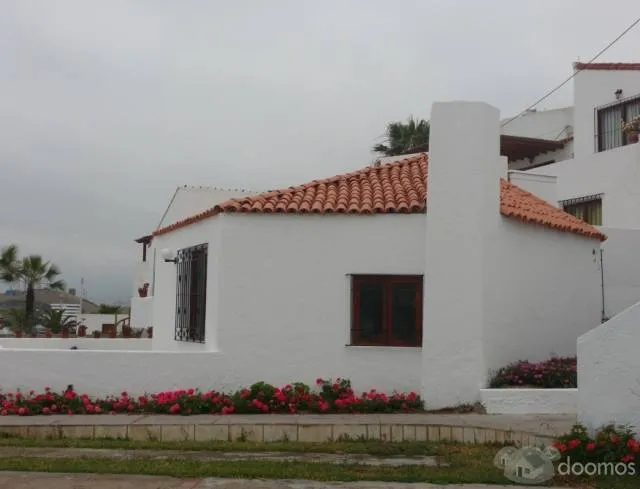 HERMOSA CASA EN PLAYA SANTA MARIA - 1