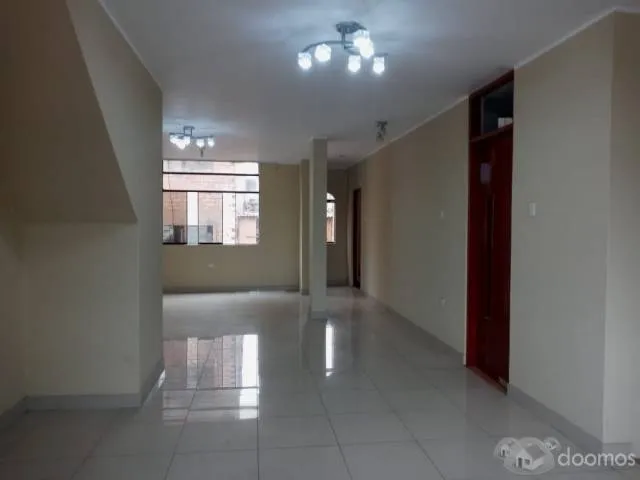 SE ALQUILA DEPARTAMENTO 82.00 M2 EN LA URB. LUCYANA DISTRITO CARABAYLLO - 1