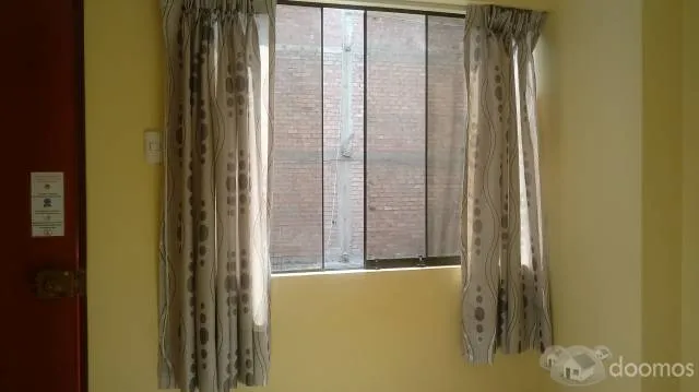 ALQUILO HABITACIÓN CON BAÑO PRIVADO AV URUBAMBA 317 CERCA AL OVALO DE SANTA ANITA - 1