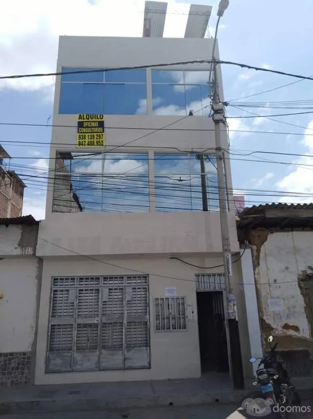 Oficinas en el Centro de Piura (Edificio Nuevo) - 1