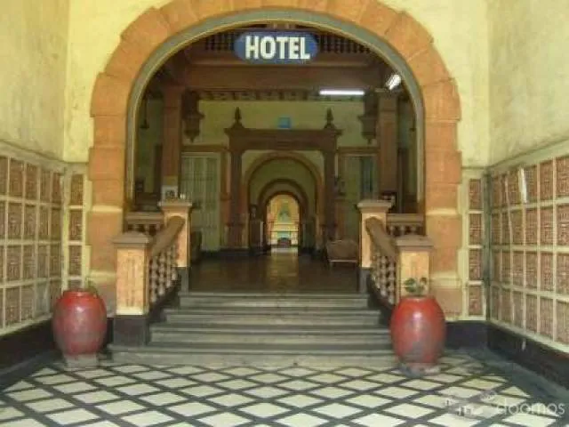 VENDO LOCAL EN PLENO CENTRO HISTÓRICO DE TRUJILLO — foto 2