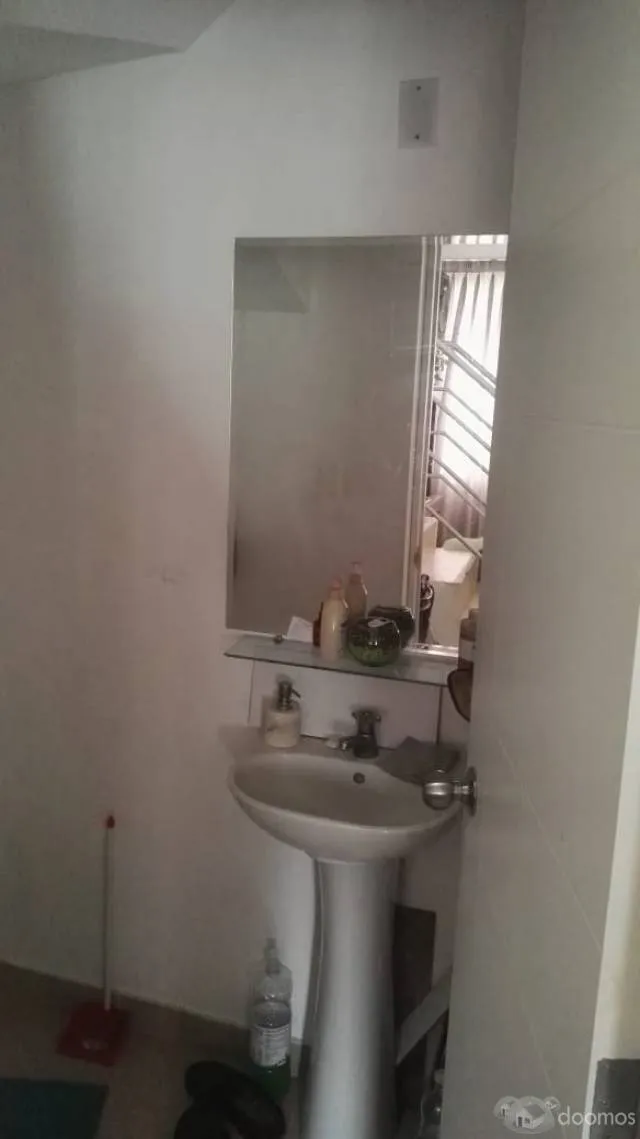 Alquilo Hermosa Casa de 2 Pisos Un Años de Antigüedad - 4