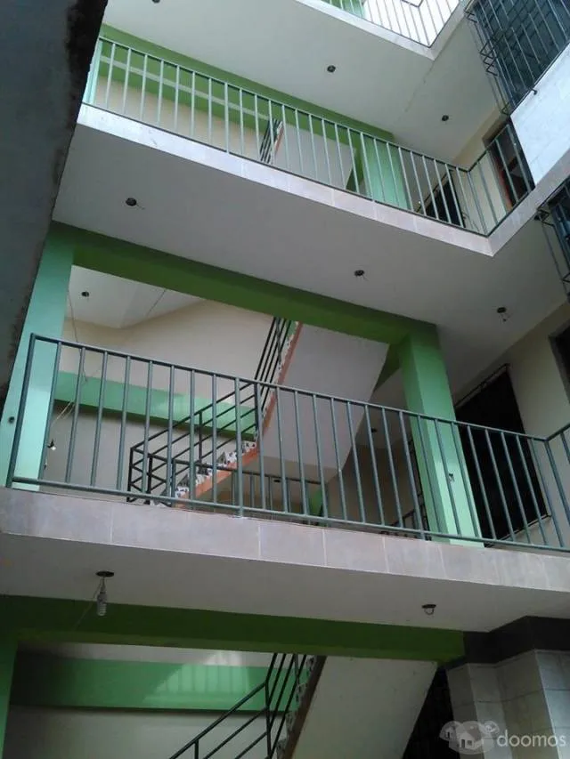 VENTA DE CASA NUEVA DE 3 PISOS C/6 DEPARTAMENTOS - 1