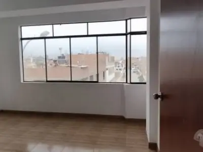 Minidepa 2 Habitaciones ,baño Independiente/ Santa María Carabayllo