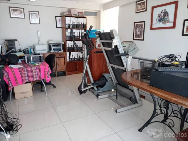 VENDO DÚPLEX CERCA AL ÓVALO HIGUERETA - 1