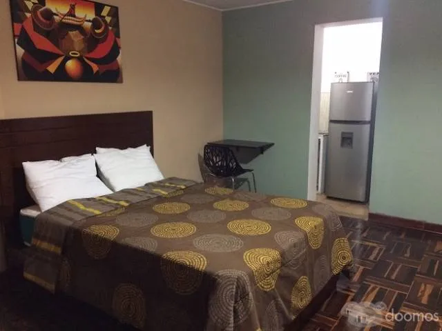 SE ALQUILA HERMOSO ESTUDIO AMERICANO SIN O CON MUEBLES Y EQUIPOS ALT.51 DE AV. BENAVIDES A SOLO CABALLERO — foto 2