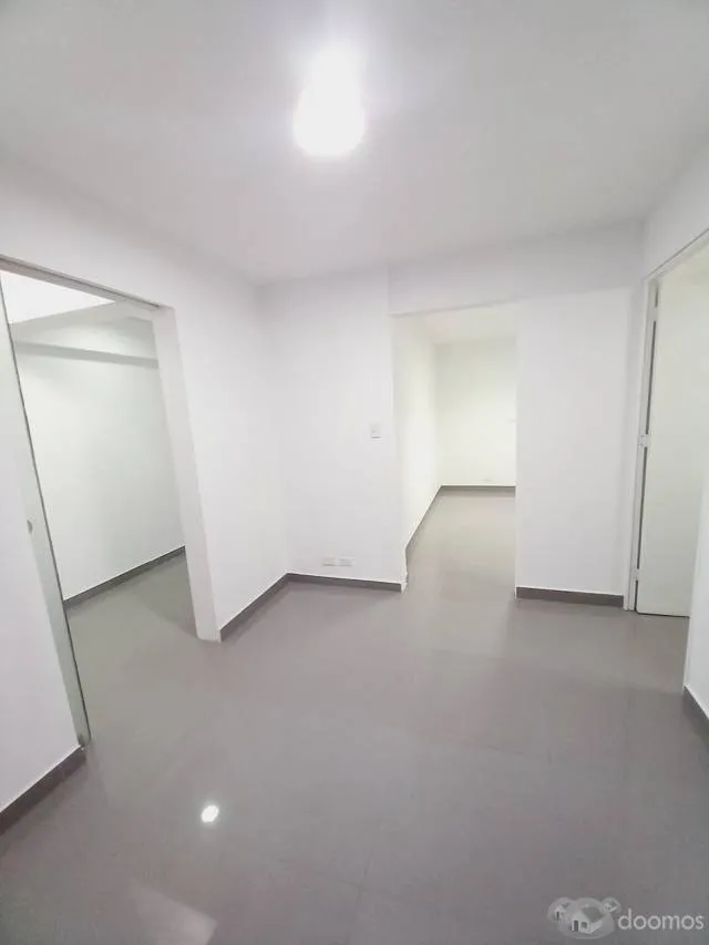 AQLUILER DE OFICINA O CONSULTORIO - 1