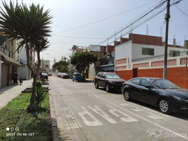 Vendo Casa como Terreno 255 m² - San Miguel, Cerca Malecón Bertolotto. - 3