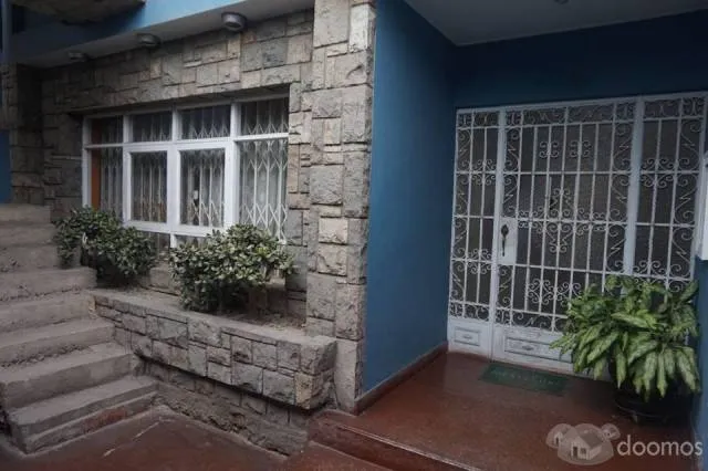 Vendo Casa como Terreno 255 m² - San Miguel, Cerca Malecón Bertolotto. - 4