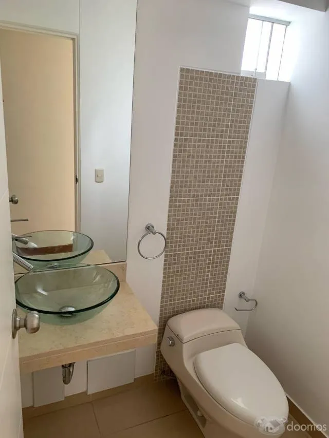alquilo departamento sin amoblar 2 dormitorios en Miraflores — foto 3