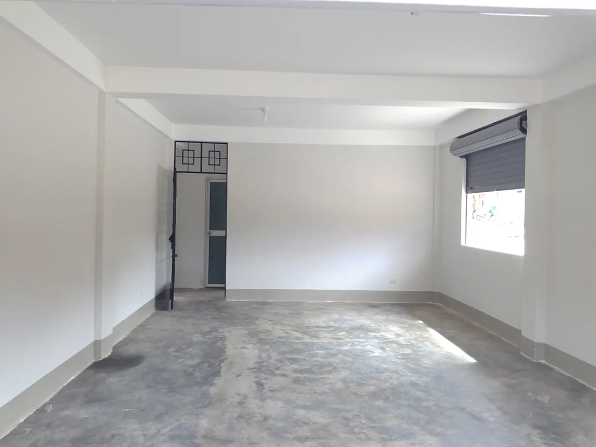 ¡ESQUINA ESTRATÉGICA! Alquiler de Local Comercial 50m² - Moyobamba - 2