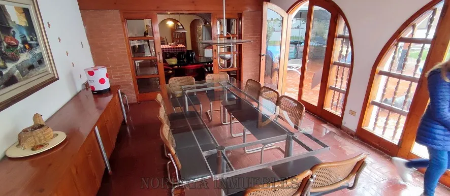 La Molina. Residencia AT:2,540 m2. Piscina, 8 Dormitorios, 12 Cocheras. US$ 1'690,000.- - 7