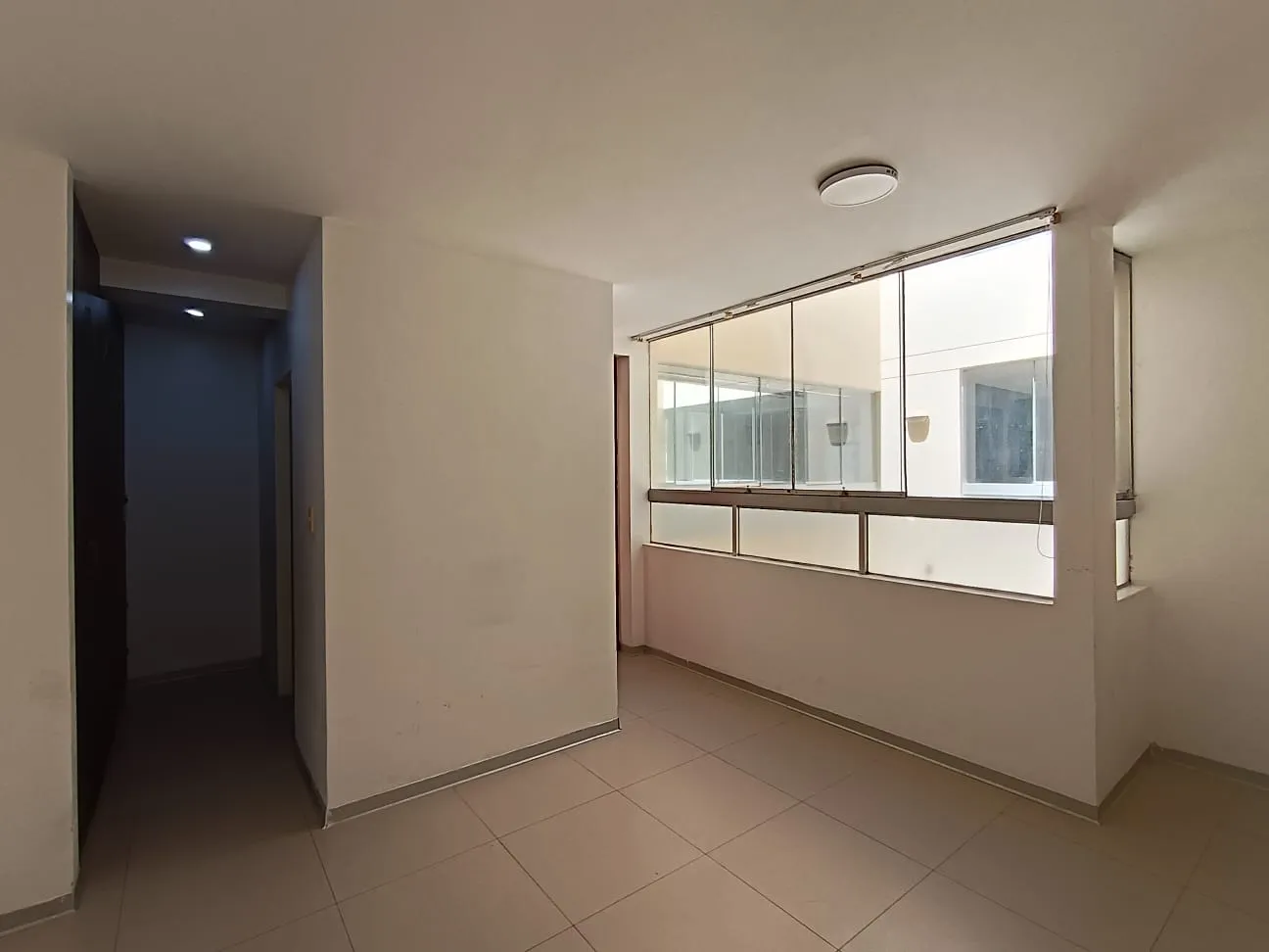 DEPARTAMENTO AMPLIO CON COCHERA EN ZONA EXCLUSIVA SEGURA Y TRANQUILA - 15