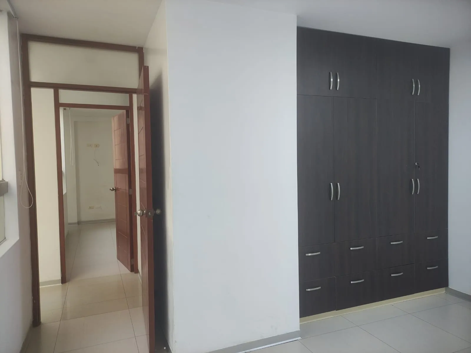 DEPARTAMENTO AMPLIO CON COCHERA EN ZONA EXCLUSIVA SEGURA Y TRANQUILA - 13