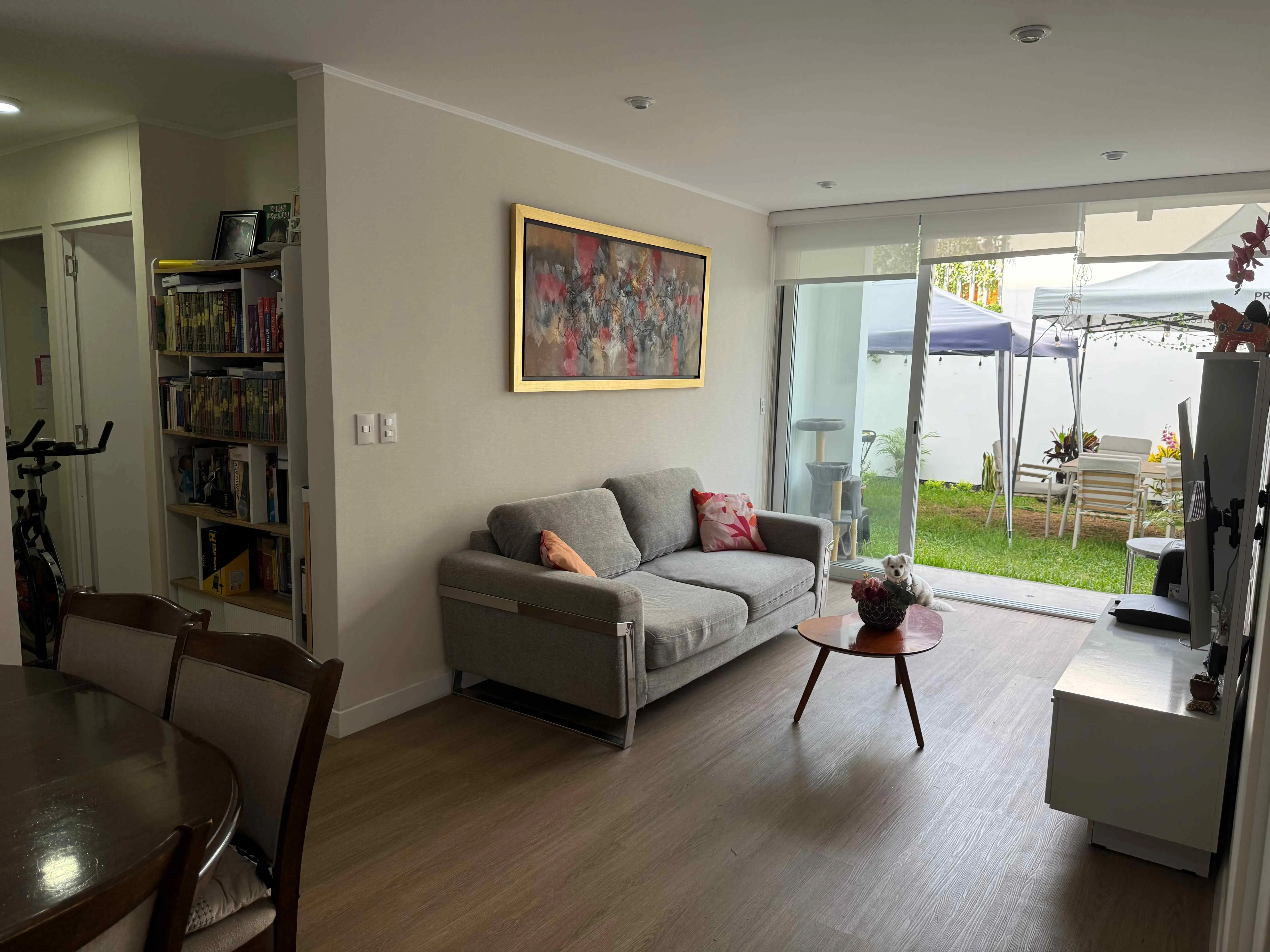Vendo Departamento en Primer Piso con Terraza — foto 2