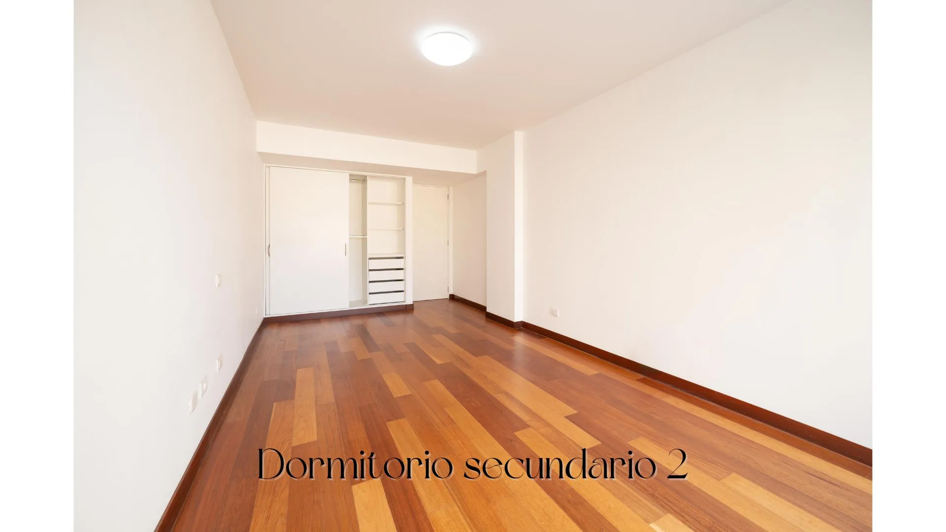 ⛳Lujo Departamento a una cuadra del Golf de San Isidro, piso 3 con balcón grande — foto 12