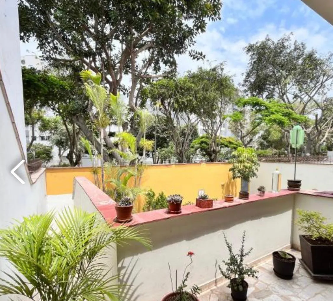 Vendo casa con 2 dptos mas aires, Aurora Miraflores - 17